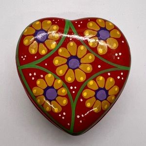 Redware Floral Daisy Box Hand painted Mexico